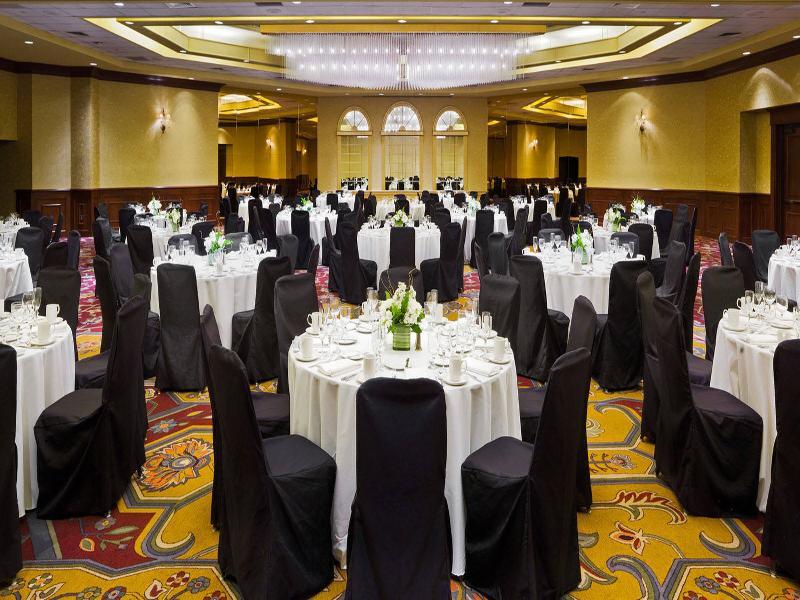 Sheraton Springfield Monarch Place Hotel Экстерьер фото