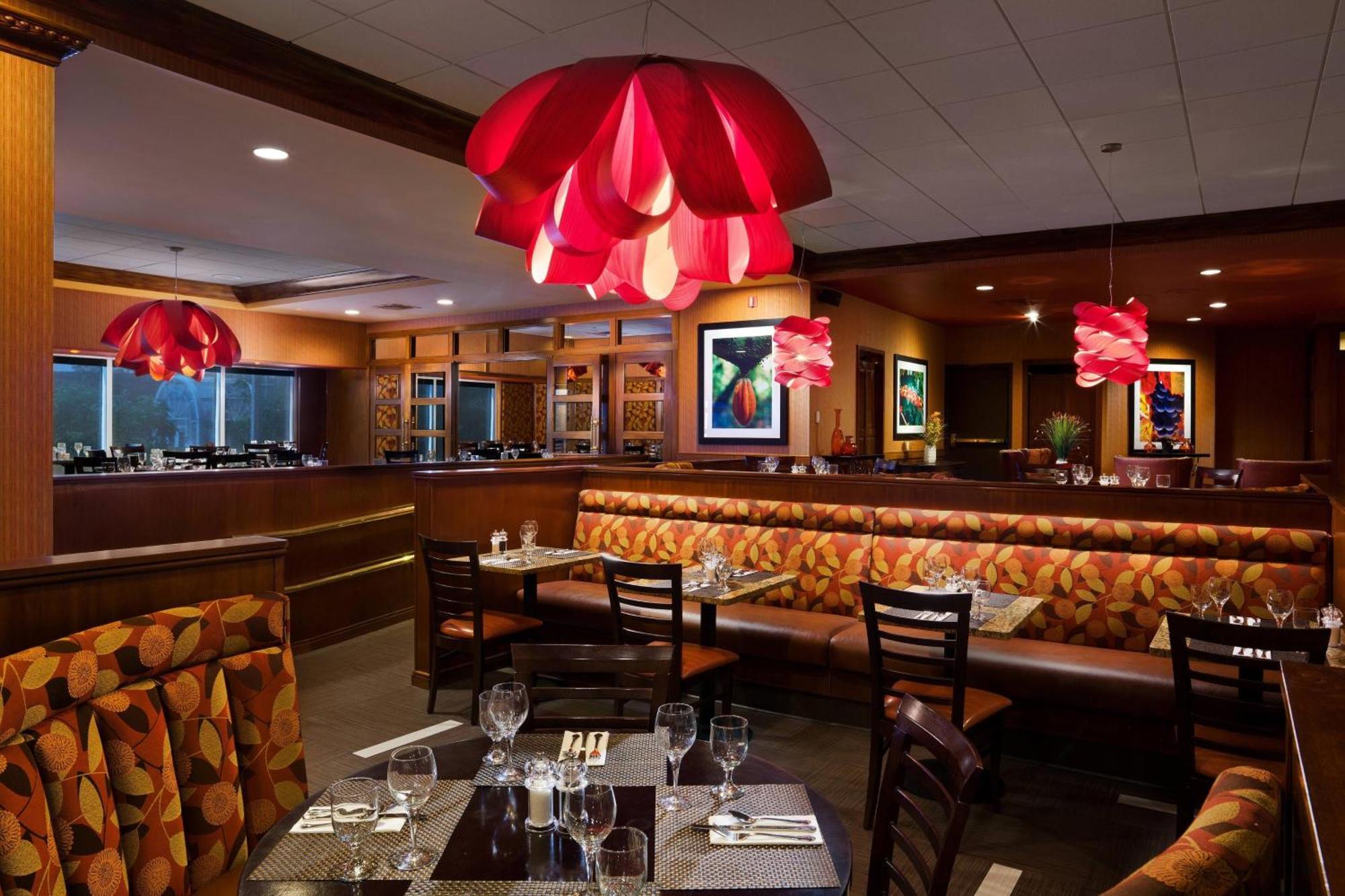 Sheraton Springfield Monarch Place Hotel Экстерьер фото